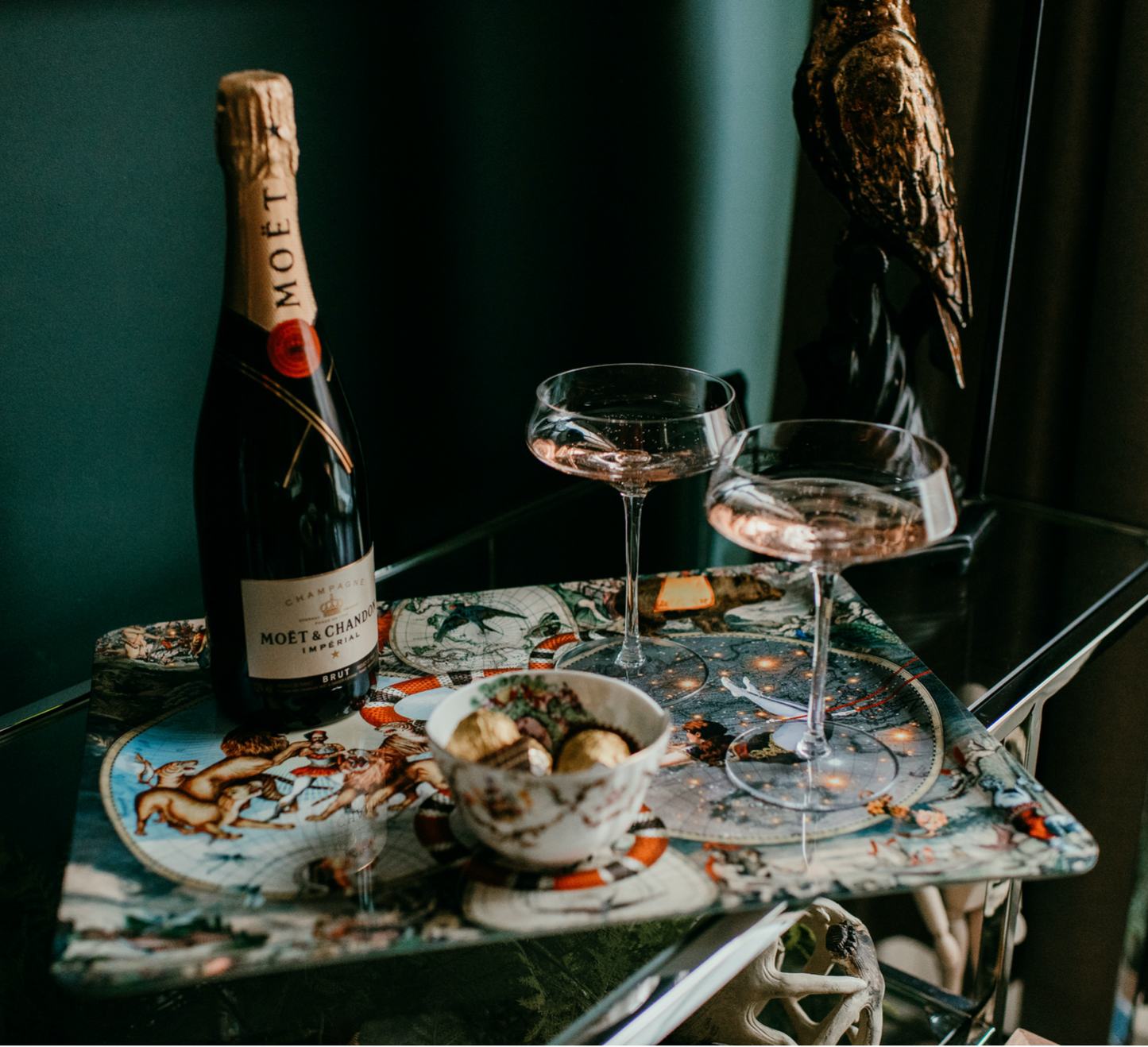 Le Cirque Du Monde Large Tray