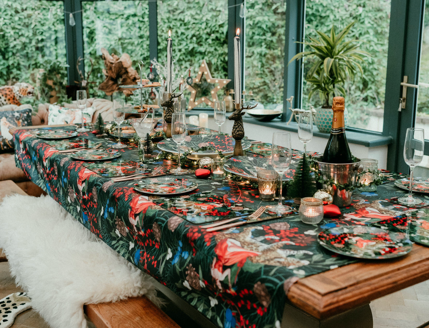 Festive Mary Square Table Cloth